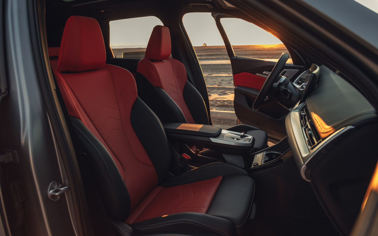 BMW X1 xDrive 28i 2023 SUV Drive